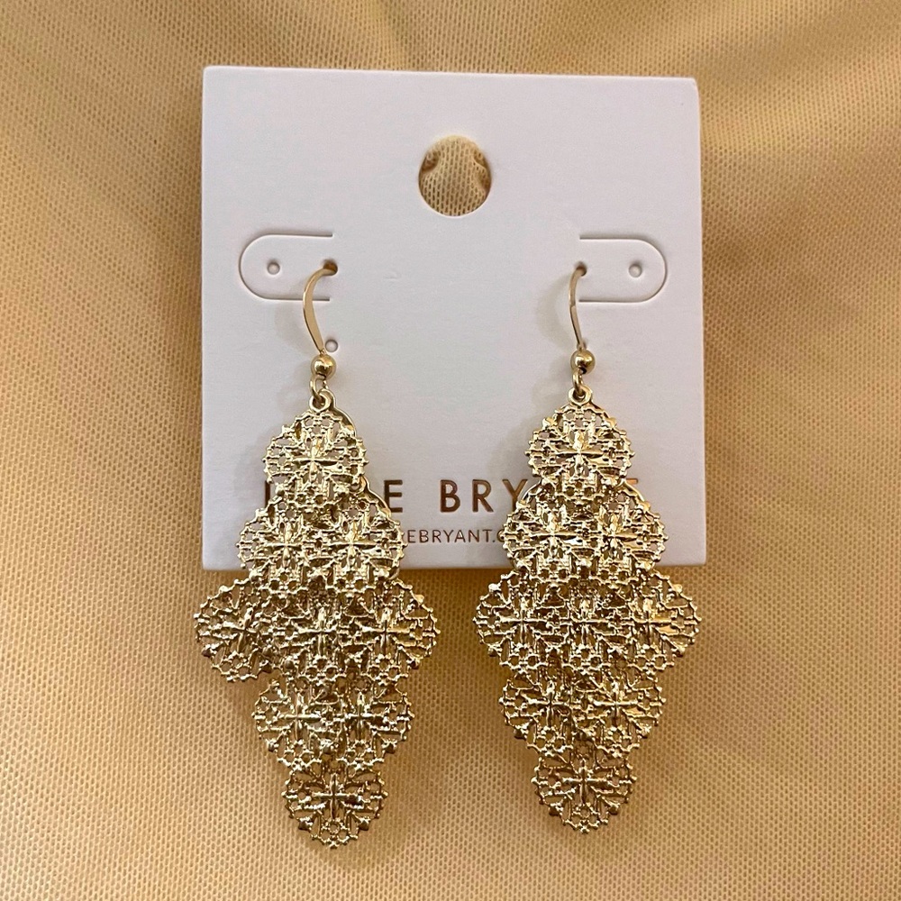 NEW Gold Dangle Earrings